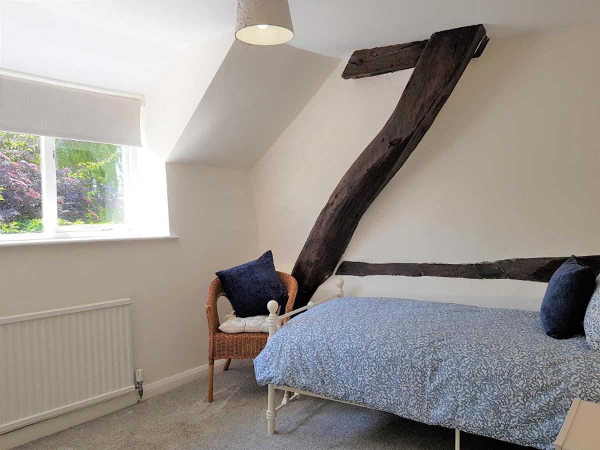 Cruck Cottage Pickering Bagian luar foto