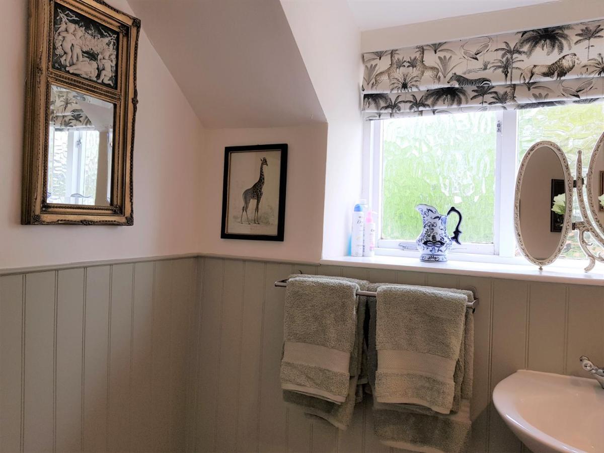 Cruck Cottage Pickering Bagian luar foto