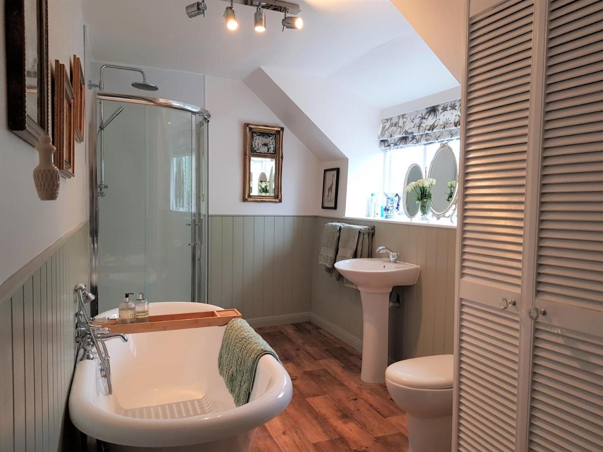 Cruck Cottage Pickering Bagian luar foto