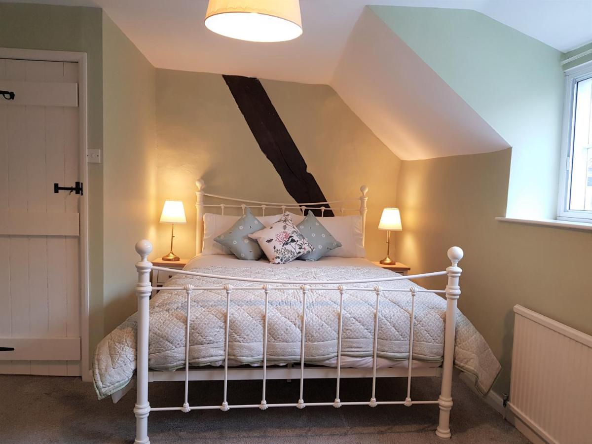 Cruck Cottage Pickering Bagian luar foto