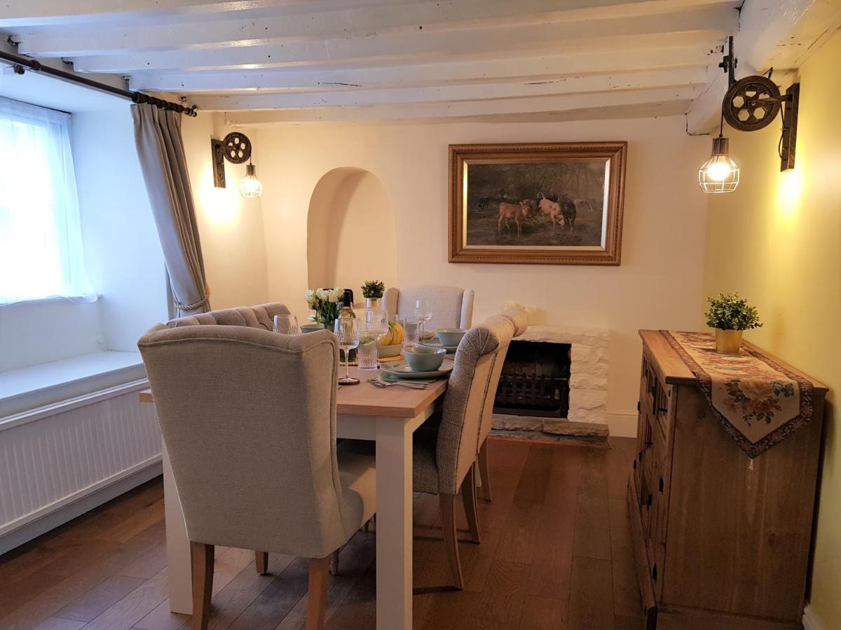 Cruck Cottage Pickering Bagian luar foto