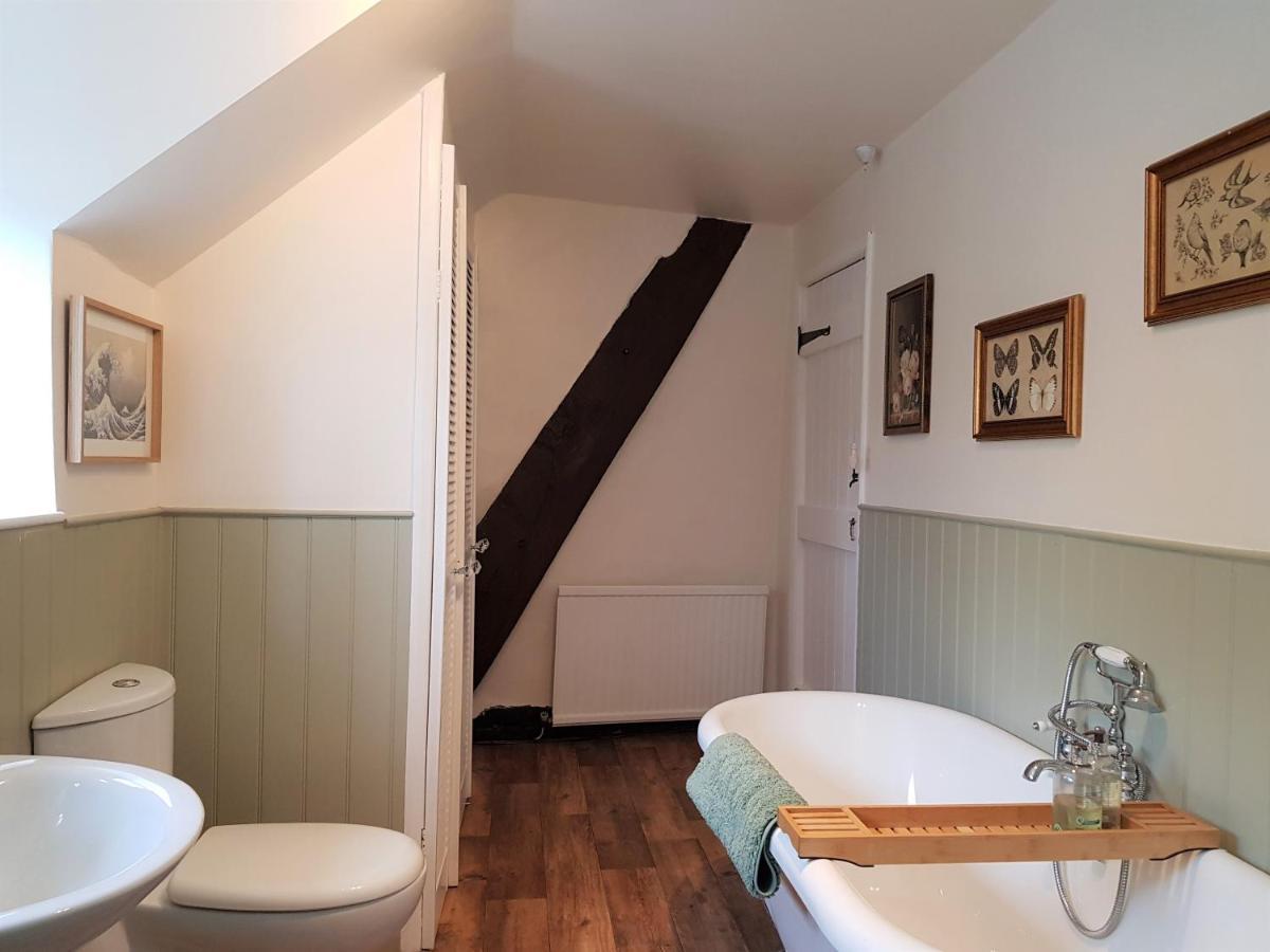 Cruck Cottage Pickering Bagian luar foto