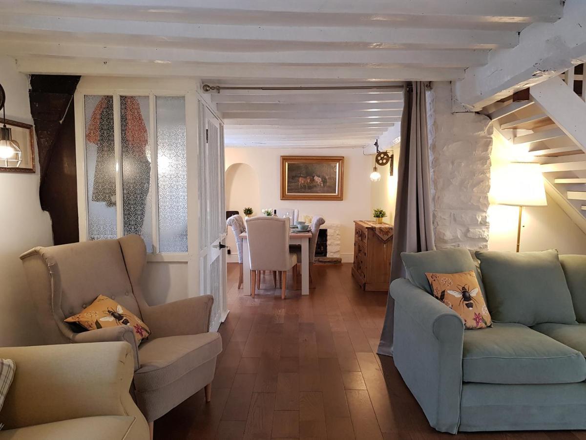 Cruck Cottage Pickering Bagian luar foto