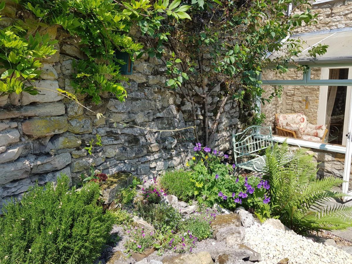 Cruck Cottage Pickering Bagian luar foto